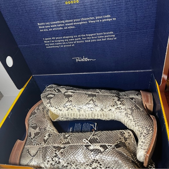 R. Watson Women's Python Skin Cowboy Boots size 8 - Picture 6 of 7